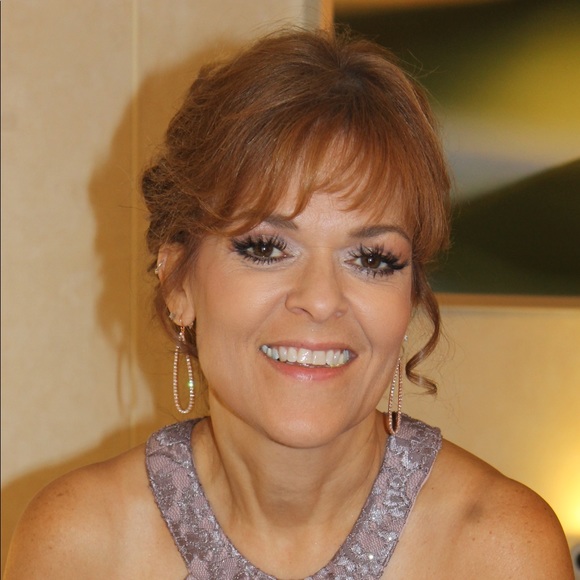 Meet your Posher, Princessca - Picture 1 of 2